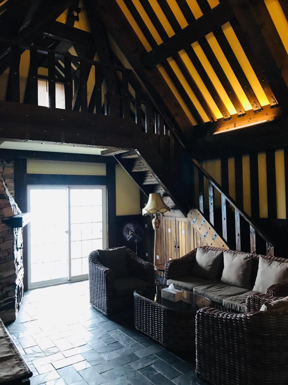 Black Forest Manor Renai Exterior foto