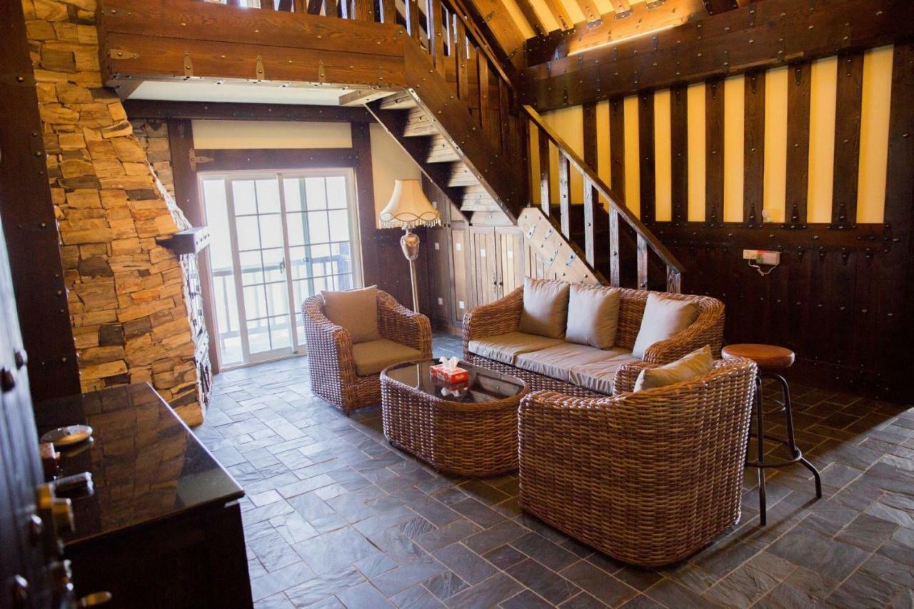 Black Forest Manor Renai Exterior foto